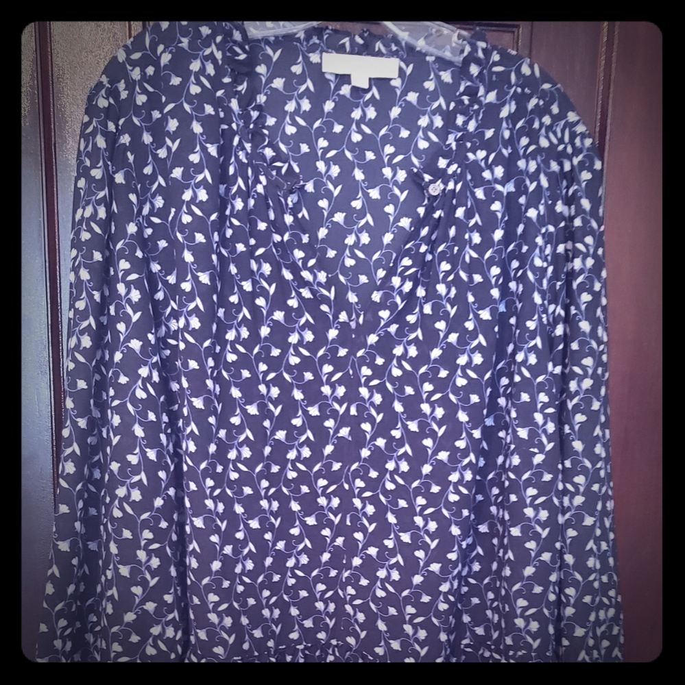 Loft Blouse with ruffle